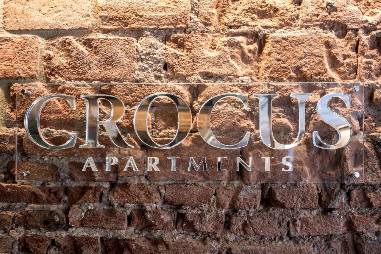 Crocus Apartments Σιρμιόνε Εξωτερικό φωτογραφία